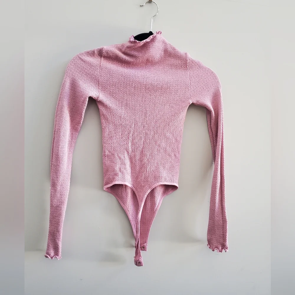 Free people Mara mockneck bodysuit. NWOT. Womens xs/s - Picture 2 of 6